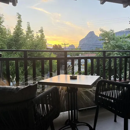 Polyzos Luxury Meteora #4 - Adults Friendly Καλαμπάκα